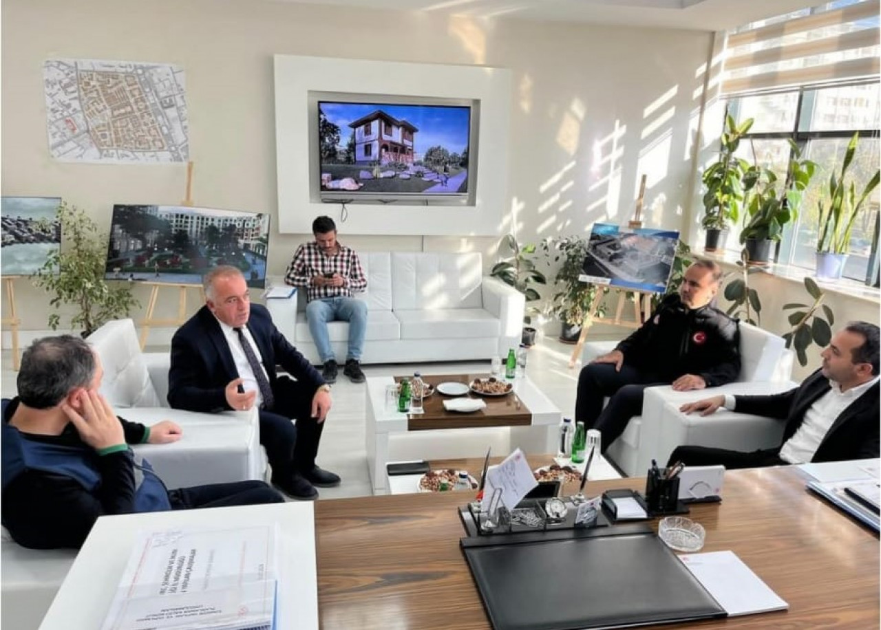 "MALATYA'DA İNŞAATLAR BİR YILA BİTER"