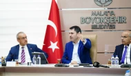 "DEPREMZEDE VATANDAŞLARIMIZIN DUYGULARI İLE OYNUYORLAR"