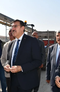 Bülent Tüfenkçi: “Bu Fabrika, Malatya’nın Can Damarıdır”