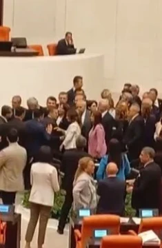 "Hapsedilen Zeydan Karalar değil, Adana halkının iradesidir!"