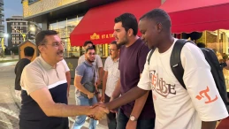 Milletvekili Bülent Tüfenkçi neyin reklamını yapıyor?