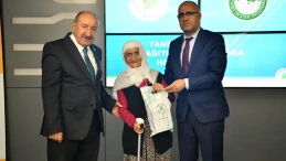 Yeşilyurt'ta İhtiyaç Sahibi Yaşlılara Tansiyon Aleti Desteği!