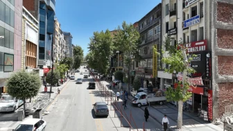 ÇALIŞMA FIRSATI BULAMAYAN DEPREMZEDE ŞEHRİ TERK EDİYOR