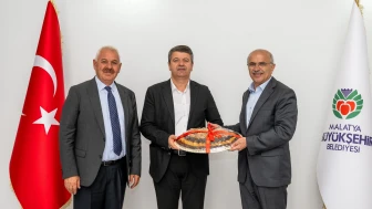 ADIYAMAN BELEDİYE BAŞKANI SAMİ ER’İ ZİYARET ETTİ DESTEK SÖZÜ VERDİ