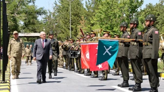 Terör örgütü fesih kararını biran evvel harekete geçirmeli