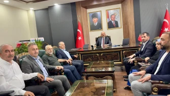 Kaymakam Sungur’a AK Parti’den hayırlı olsun ziyareti!