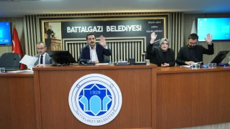 Her mahalleye her mezraya hizmet götürmek boynumuzun borcu!