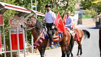 Başkan Geçit’ten Şampiyonlara Tebrik! O Ata Ödül Verildi!