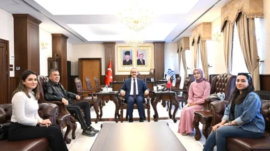 Haluk Levent Ahbap evleri için Vali Yavuz’u ziyaret etti!