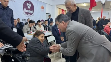 Arapgir’de yüzler gülüyor! 142 adet akülü sandelye dağıtıldı!