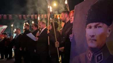 “Atatürk’ün bayrağı yere düştü! Üç yıldır kaldırılmadı!”