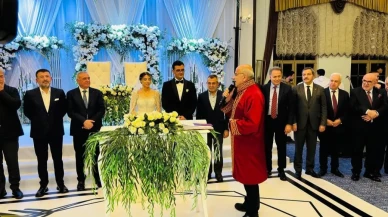 Malatya'da siyaset dünyası ünlü cerrahın düğününde buluştu!