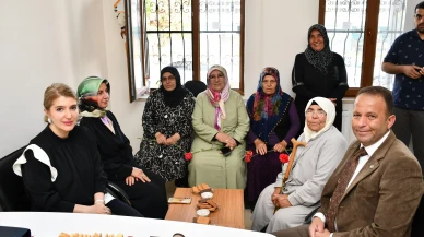MİLLETVEKİLİ ÖLMEZTOPRAK KAPI KAPI GEZİP CUMHURBAŞKANINA DUA ALDI