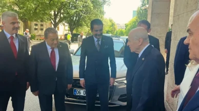MHP'li Fendoğlu aylar sonra Meclise döndü Bahçeli'yi kapıda karşıladı