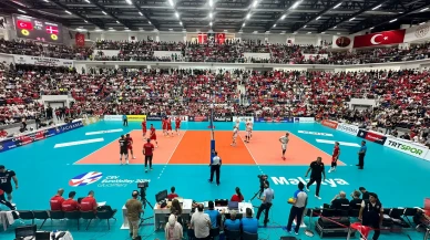 Malatya’da Voleybolun Efeleri Avrupa’yı Garantiledi