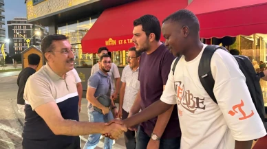 Milletvekili Bülent Tüfenkçi neyin reklamını yapıyor?