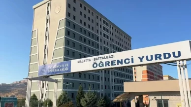 Malatya'da Üniversiteli Kız Öğrencilere Yurt için isyan etti!