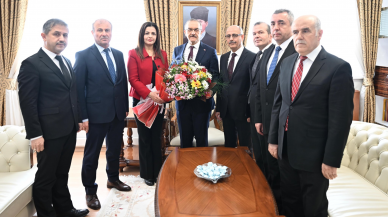 “ DEVLET GÜÇLÜ OLDUĞU ÖLÇÜDE HİZMET EDEBİLİR”