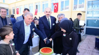 Doğanşehir’de Filistin Gazze’ye destek kermesine yoğun ilgi!