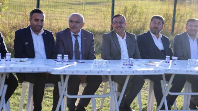 AK Parti Teşkilatı bu kez Akçadağ’da muhtarları dinledi!