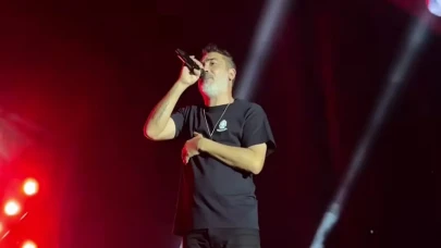 Sagopa Kajmer Malatya’yı Salladı: On Binlerce Genç Tek Yürek Oldu!