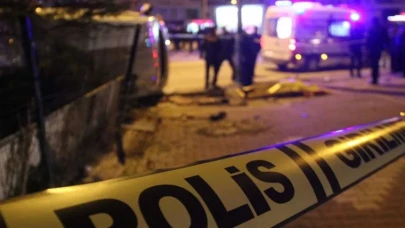 Malatya’da  kadın evinde yarı çıplak olarak ölü bulundu!