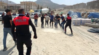 Malatya’da TOKİ Şantiyesi kan gölüne döndü! 50 işçi birbirine girdi!