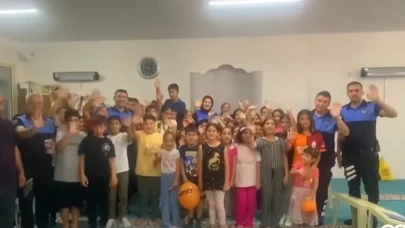 Malatya'da polis hem sahada hem gönüllerde çalışıyor!