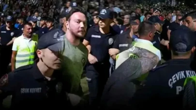 Malatya'da  Sinan Akçıl konserinde Kaymakam rezaleti