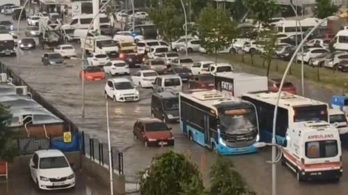 Malatya bu kez de dolu ve sağnak yağışa teslim oldu!