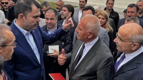 CHP'Lİ BAŞKAN ÇARE BULAMAYINCA HAVAALANINA GİDİP BAKAN’A DERT YAKDI!