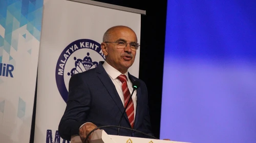 Haberimiz ses getirdi Başkan Er Kızılay’a kurban bağışladı