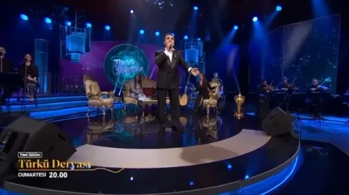 Selahattin Alpay Bayram Özel ile bu kez eğlendiriyor