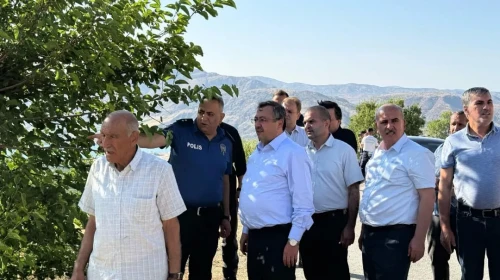 Malatya'nın Kale İlçesinde korkutan yangın devam ediyor