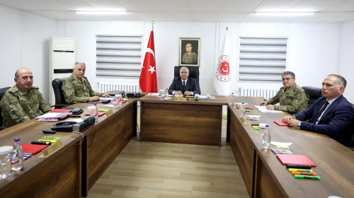 Malatya’da Kritik Zirve: Bakan Güler 2. Ordu Karargâhında
