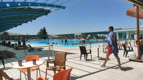 Üniversite resmi sitesinden vatandaşlar mı kandırıyor?