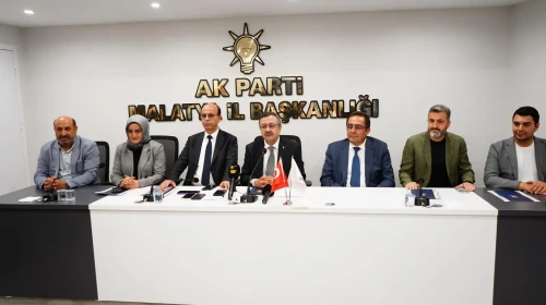 Ak Partili Bakan: "Kürt kardeşim meselen mi var konuşarak çözelim!"