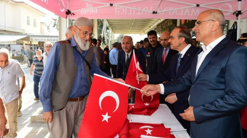 Vali Seddar Yavuz, Malatya’da adeta zamanla yarışıyor!
