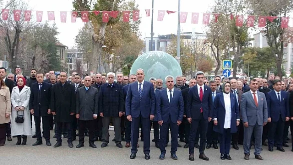 Malatya'da öğretmenler günü gurur, gözyaşı ve sevinçle kutlandı!