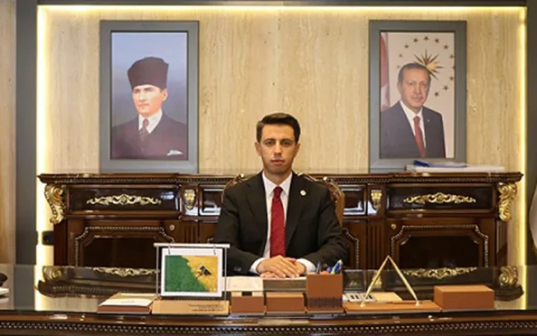 Kaymakam Bey teşekkür etmedi! Ama hatayı düzeltti!