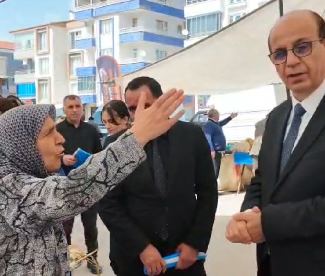 Pazarda Duydu, Talimatı Verdi: Parklardaki Sorun Hızla Çözüldü