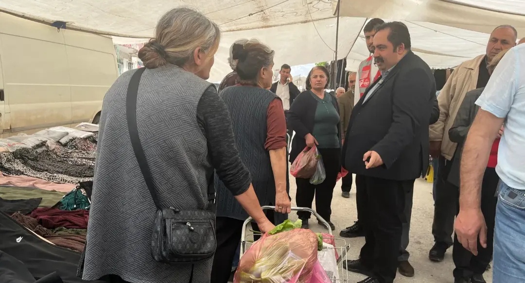 Pazarda Sessiz Çöküş: Vatandaş Alamıyor, Esnaf Satamıyor