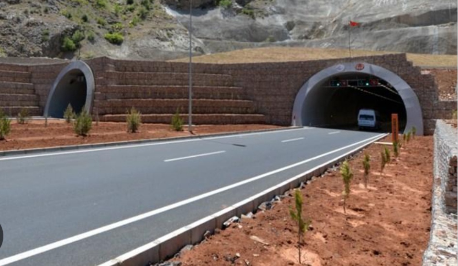 Erkenek Tüneli Yeniden Hizmete Açıldı: Bölge Ulaşımında Kritik Hat Rahatladı