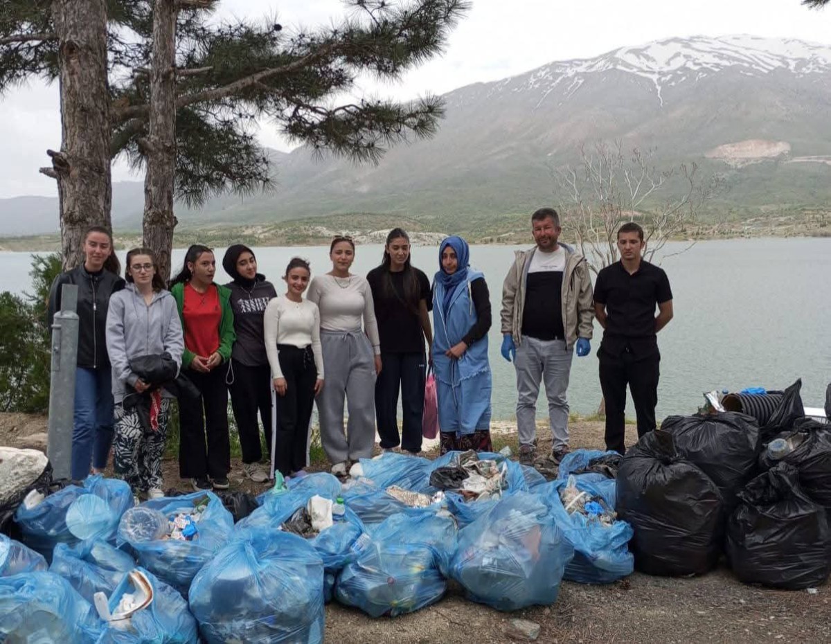 Gençlerden Doğaya Vefa: Doğanşehir’de Çevre Duyarlılığı Takdir Topladı