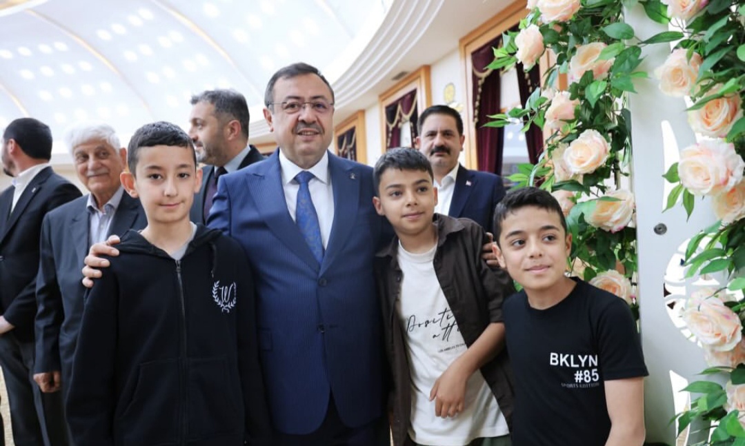 Teşkilatta Birlik Mesajı, Vekiller Hakkında İddialar Gündemde
