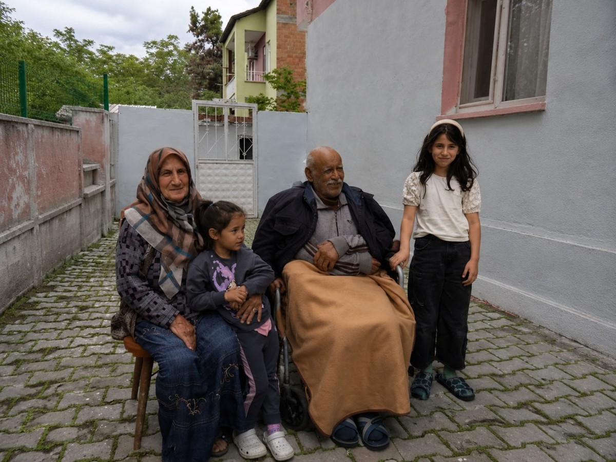 Engellilere Büyük Destek: Akülü Sandalyeler Teslim Edildi