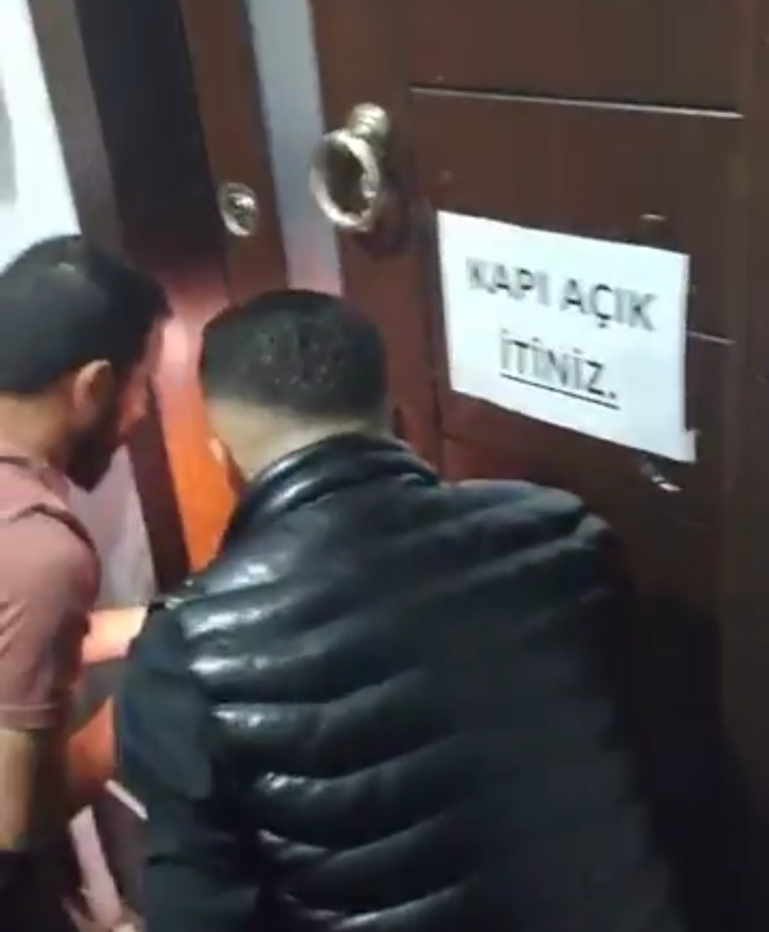Ağbaba: “Zorla Girdiler, Direnişle Çıkacaklar!”
