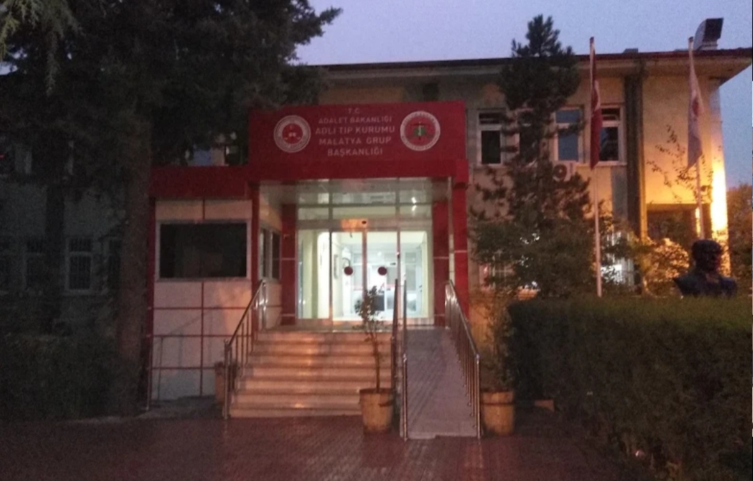 Malatya'da Kahreden Olay! Öğretmen Evinde Asılı Bulundu