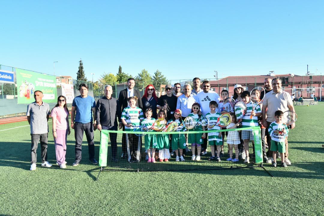 Yüzlerce Çocuk Sporla Buluştu! Yeşilyurt'ta Yaz Coşkusu