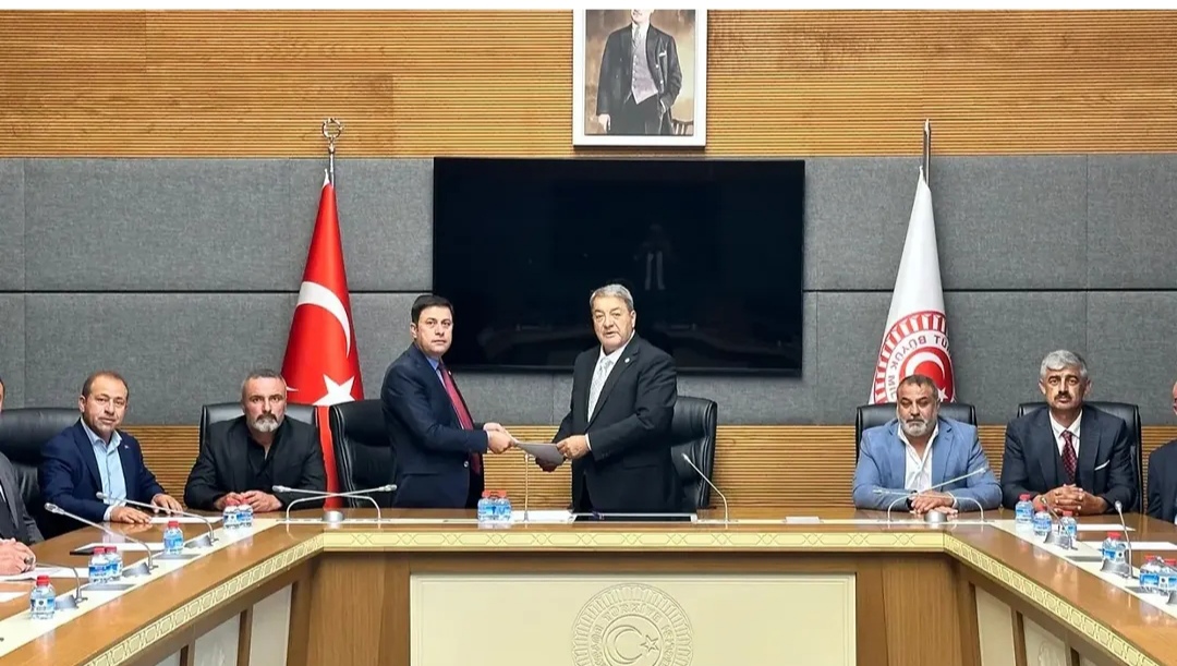 Fendoğlu, Malatyalı Muhtarları TBMM'de Ağırladı